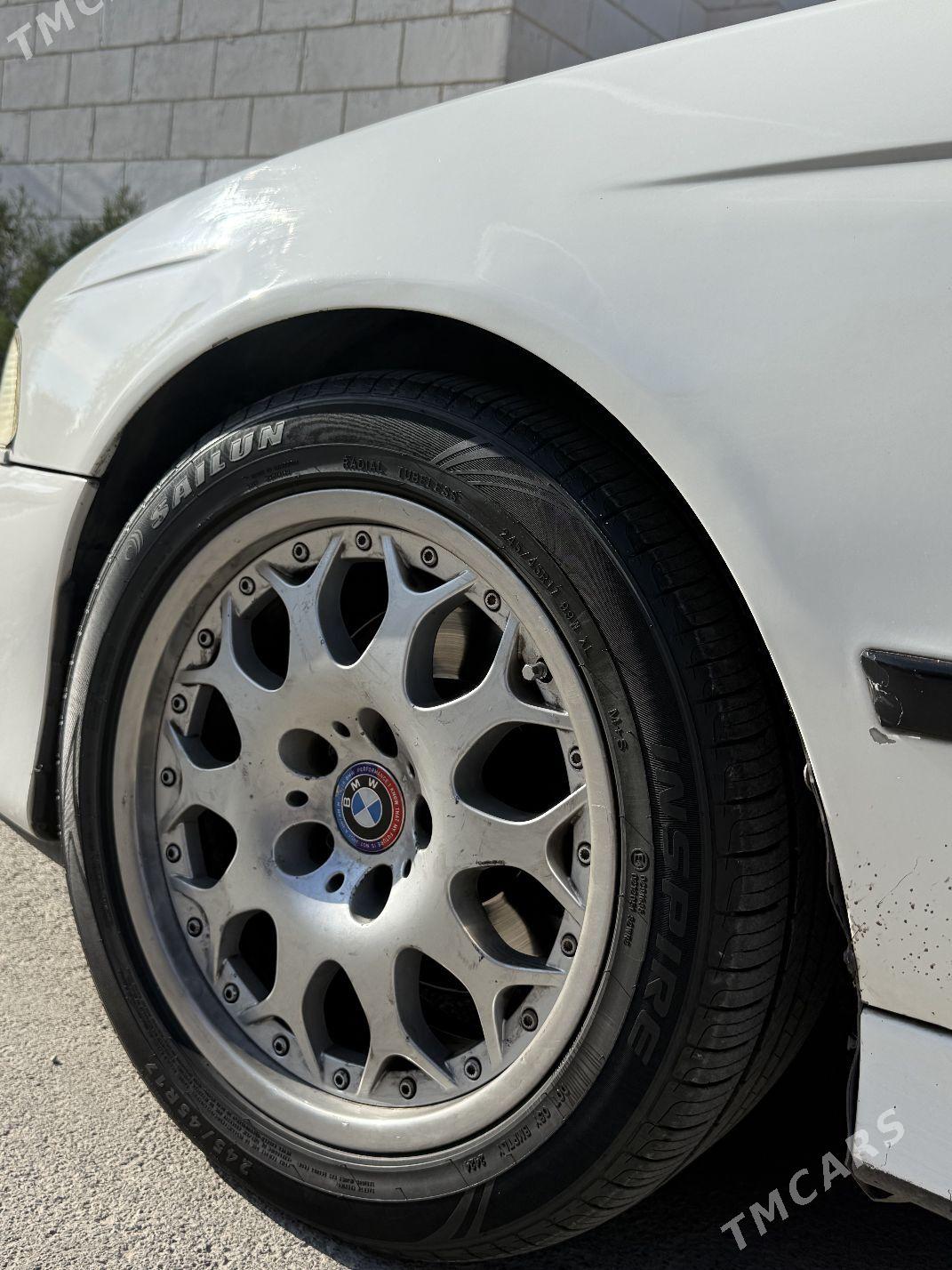 BMW E39 2001 - 125 000 TMT - Балканабат - img 7