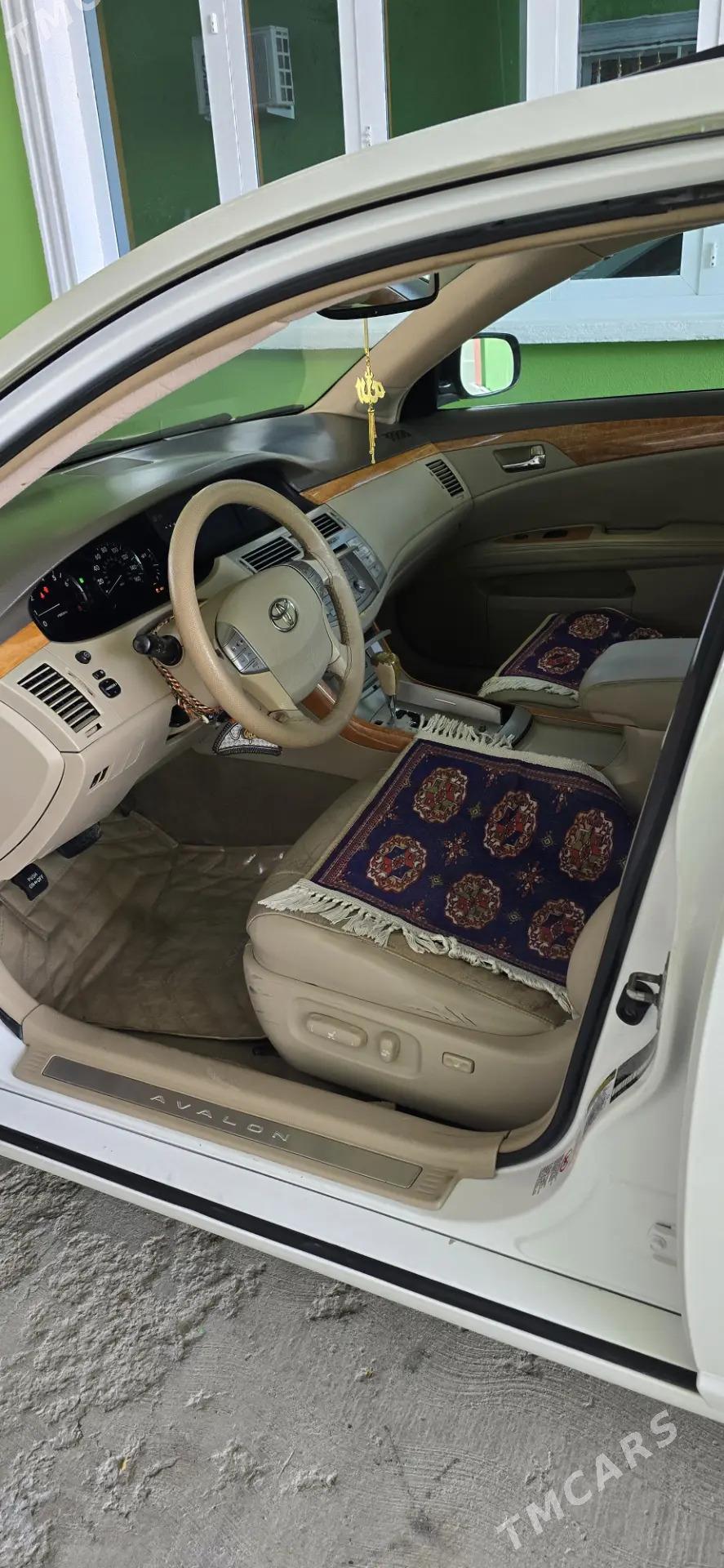 Toyota Avalon 2005 - 160 000 TMT - Bäherden - img 3