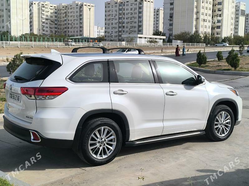 Toyota Highlander 2018 - 479 000 TMT - Ашхабад - img 2