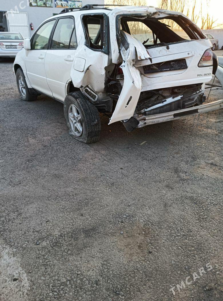 Lexus RX 300 2002 - 140 000 TMT - Ашхабад - img 3