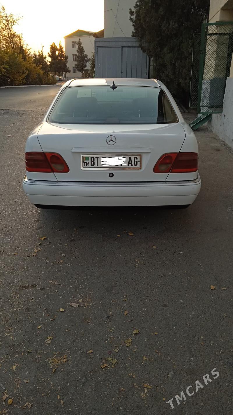 Mercedes-Benz E-Class 1998 - 85 000 TMT - 3 мкр - img 4