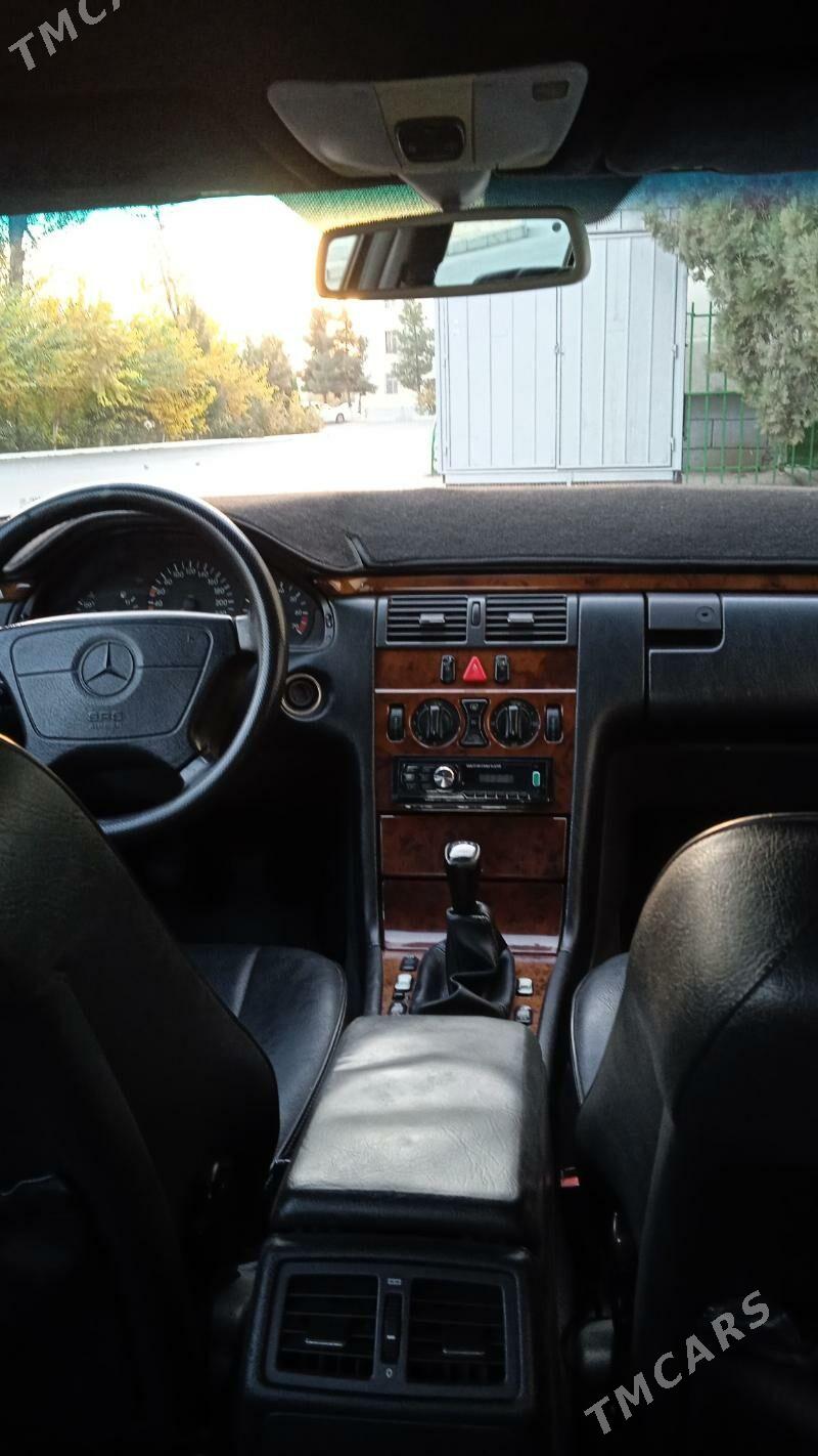Mercedes-Benz E-Class 1998 - 85 000 TMT - 3 мкр - img 5