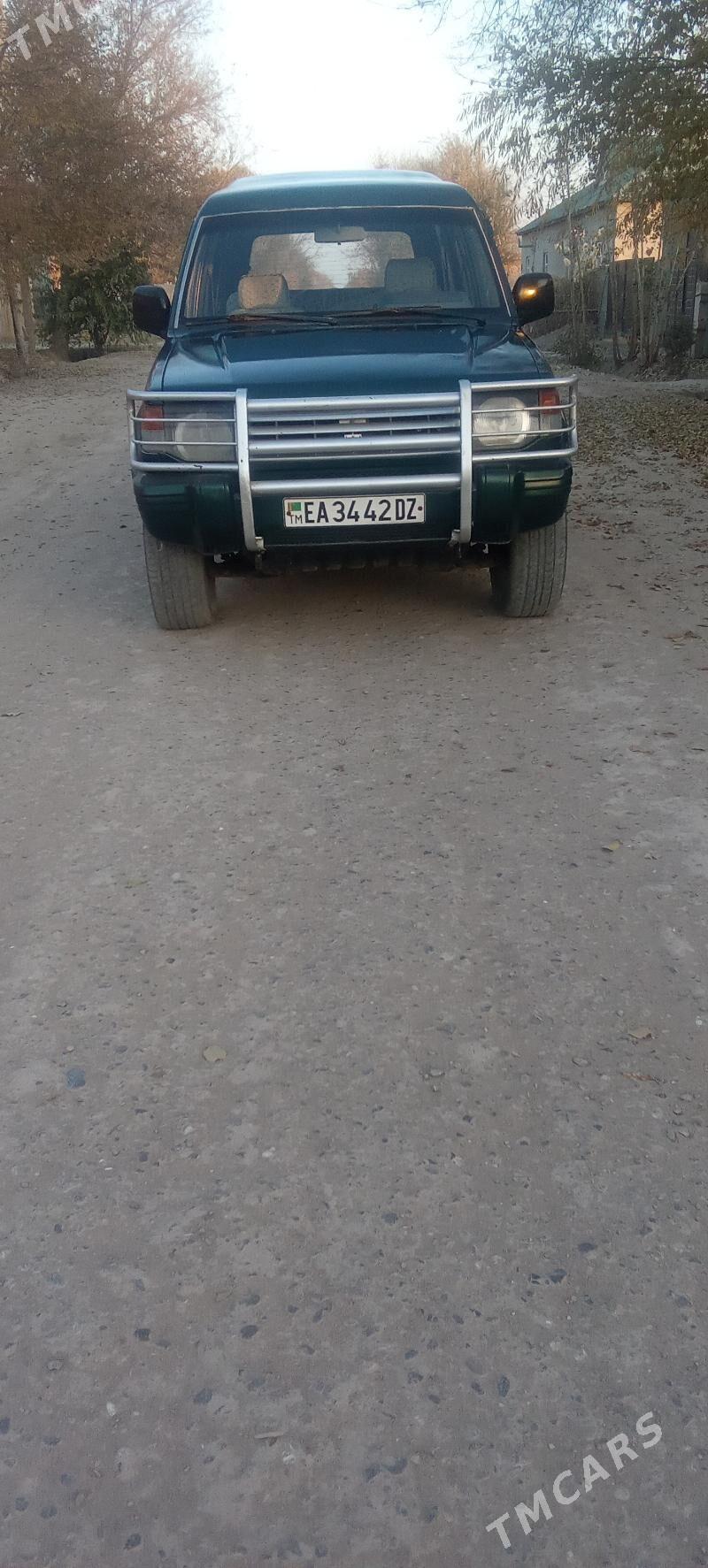 Mitsubishi Pajero 1995 - 70 000 TMT - Türkmenbaşy etr. - img 3