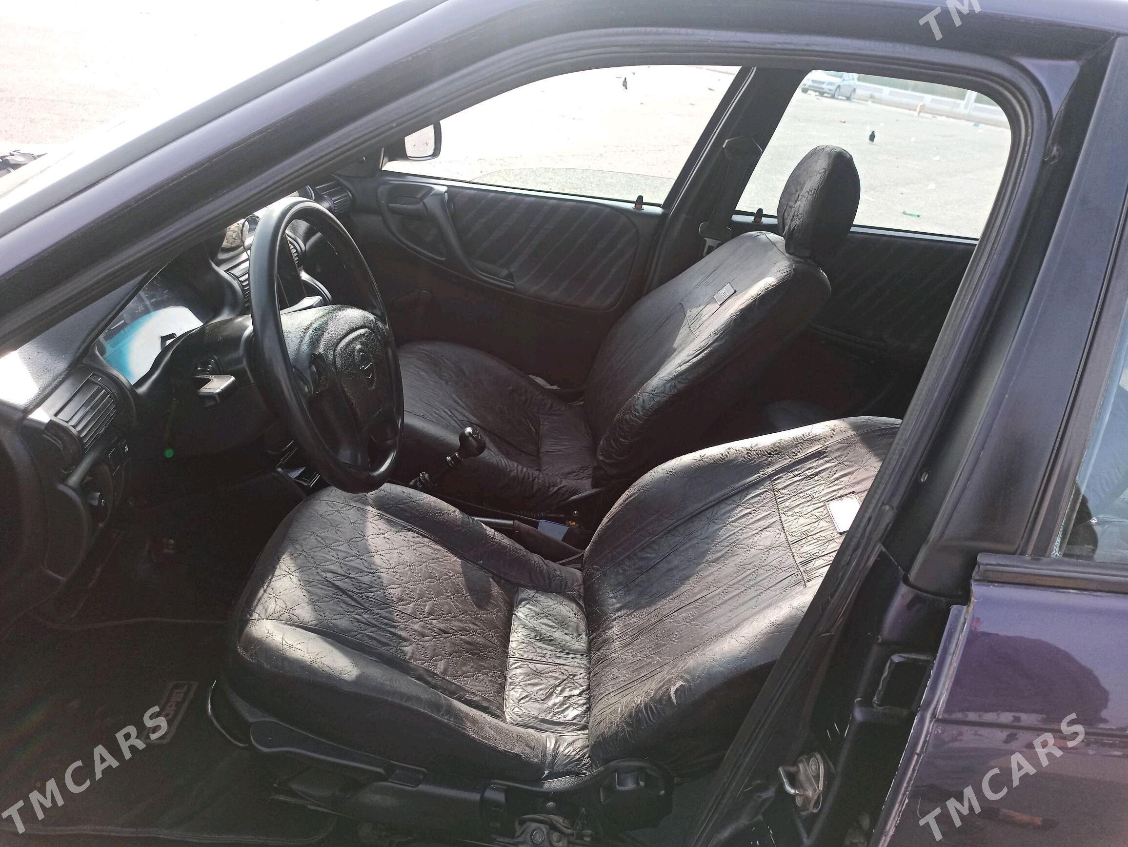 Opel Astra 1995 - 29 000 TMT - Daşoguz - img 4