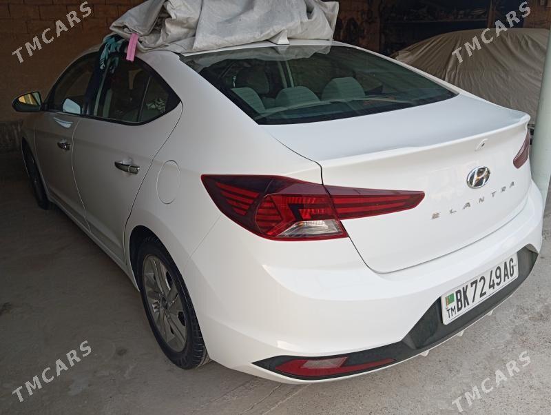 Hyundai Elantra 2020 - 225 000 TMT - Бузмеин - img 4