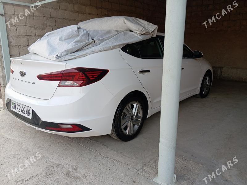 Hyundai Elantra 2020 - 225 000 TMT - Бузмеин - img 5