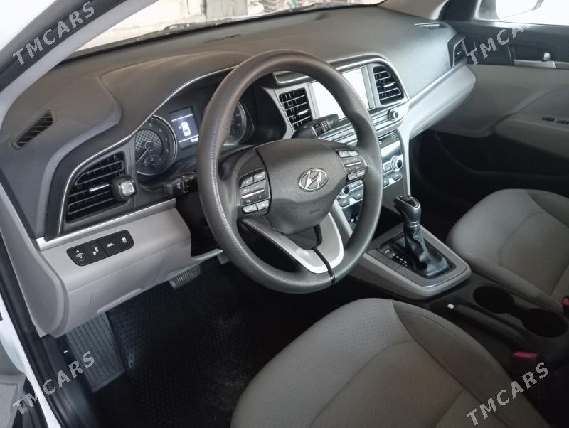 Hyundai Elantra 2020 - 225 000 TMT - Бузмеин - img 6