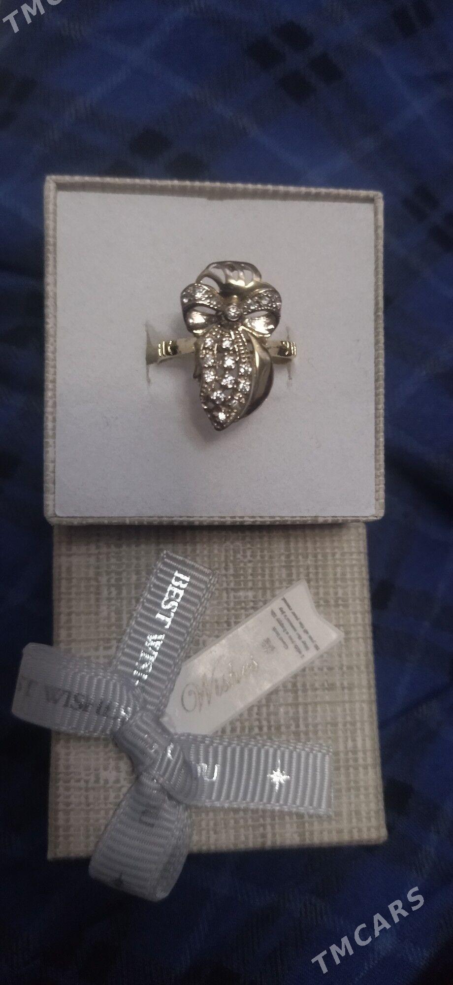 gyzyl yuzuk - Бузмеин - img 1