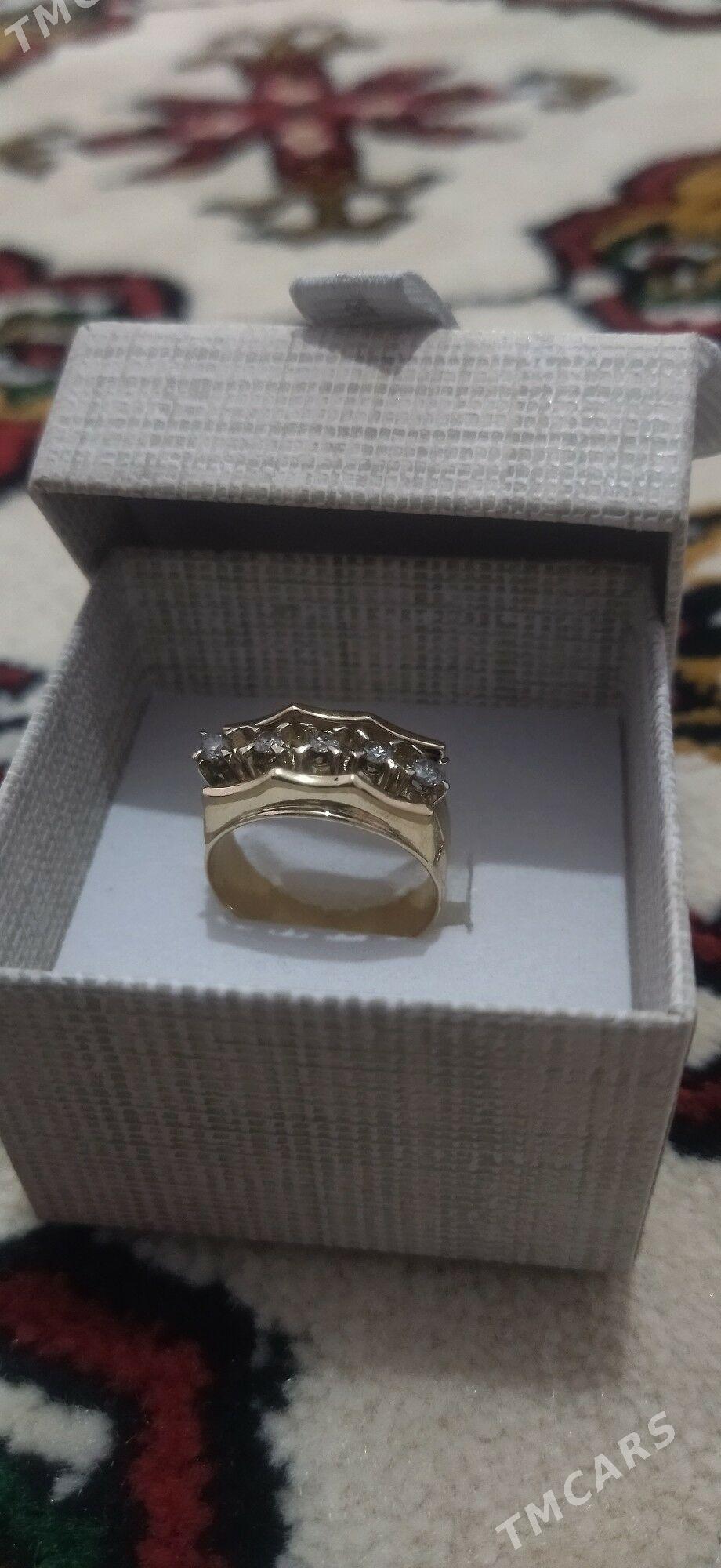 gyzyl yuzuk - Büzmeýin - img 2