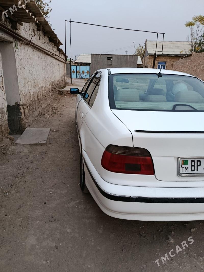 BMW 528 1998 - 100 000 TMT - Керки - img 3