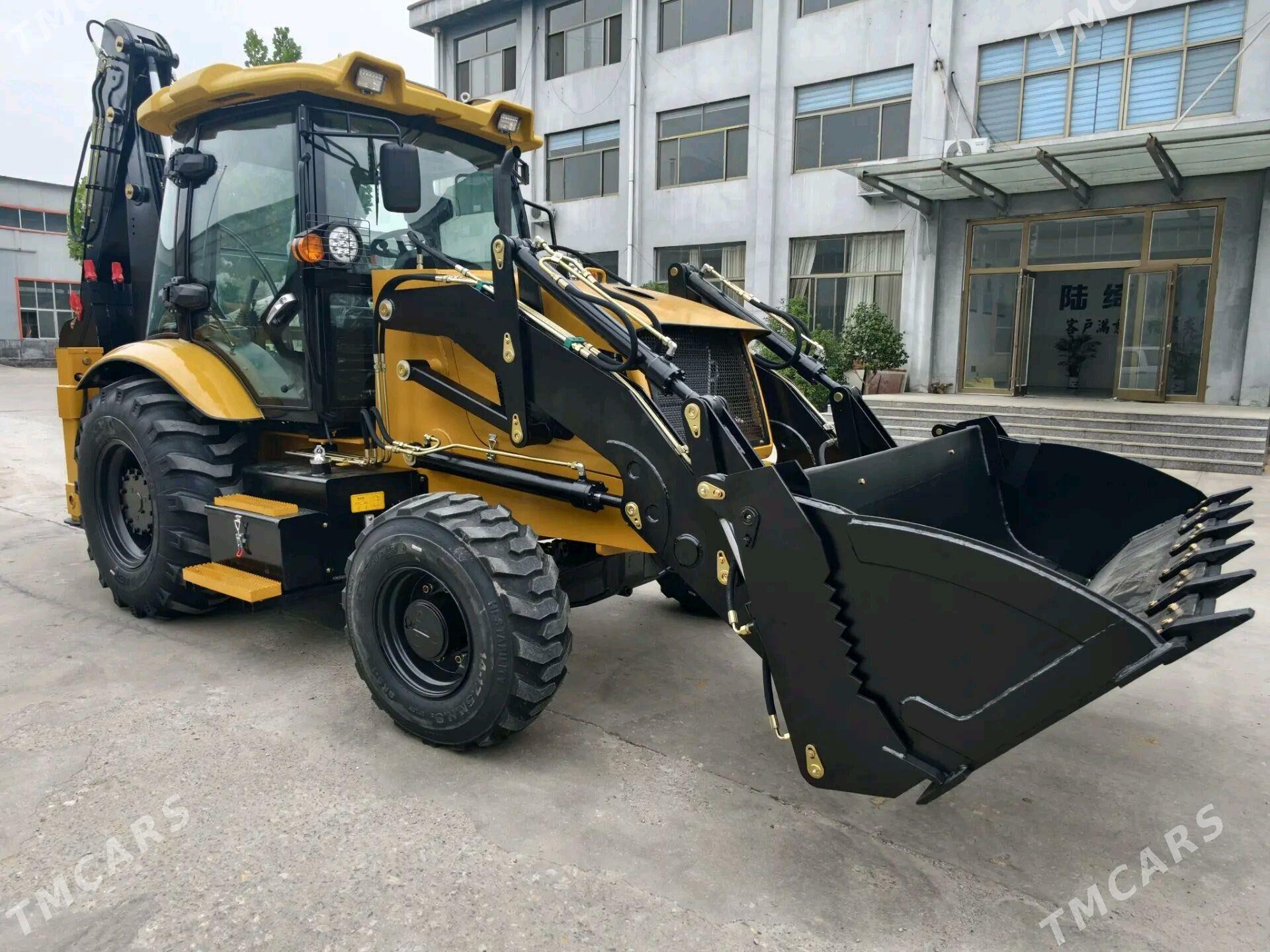 JCB 3CX ECO 2025 - 700 000 TMT - Tejen - img 2