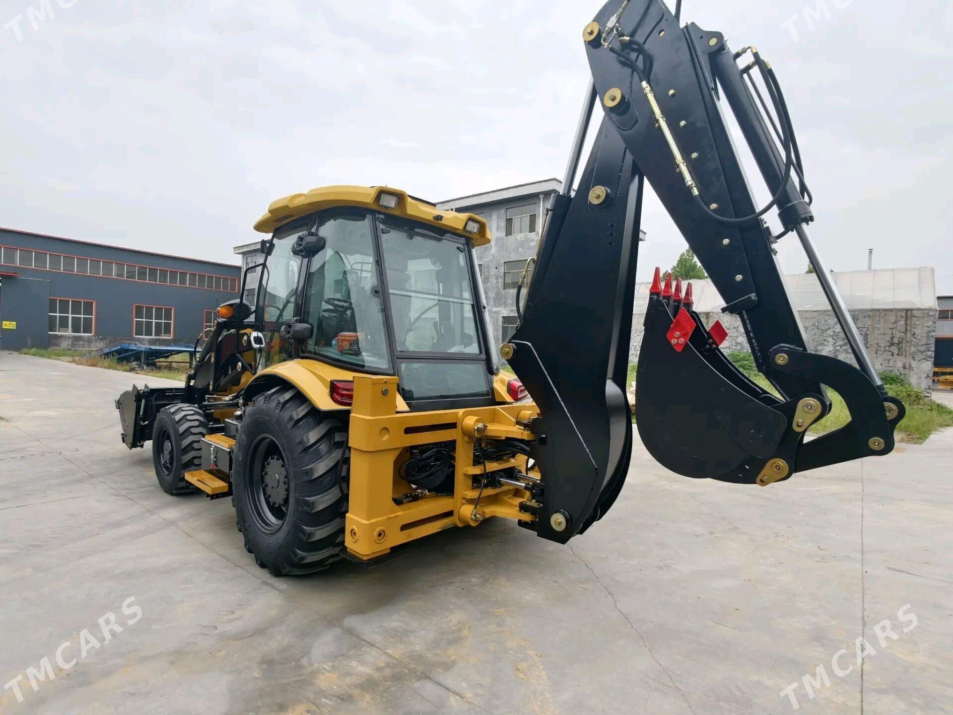 JCB 3CX ECO 2025 - 700 000 TMT - Tejen - img 4