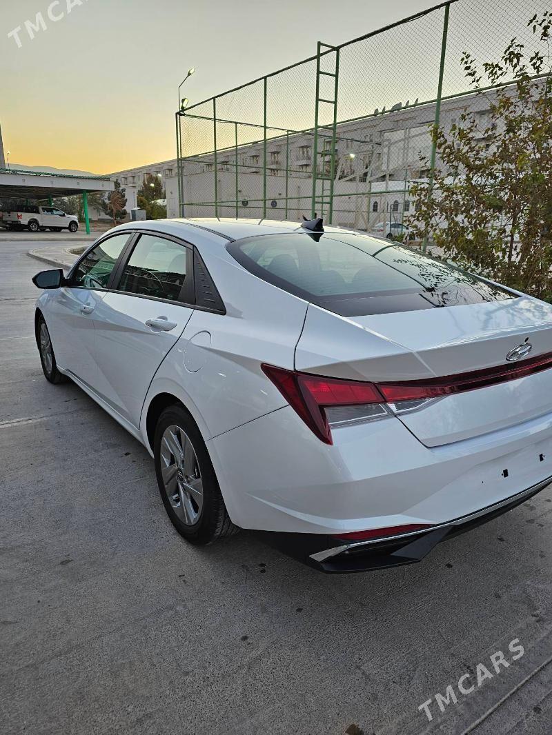 Hyundai Elantra 2022 - 238 000 TMT - Aşgabat - img 4