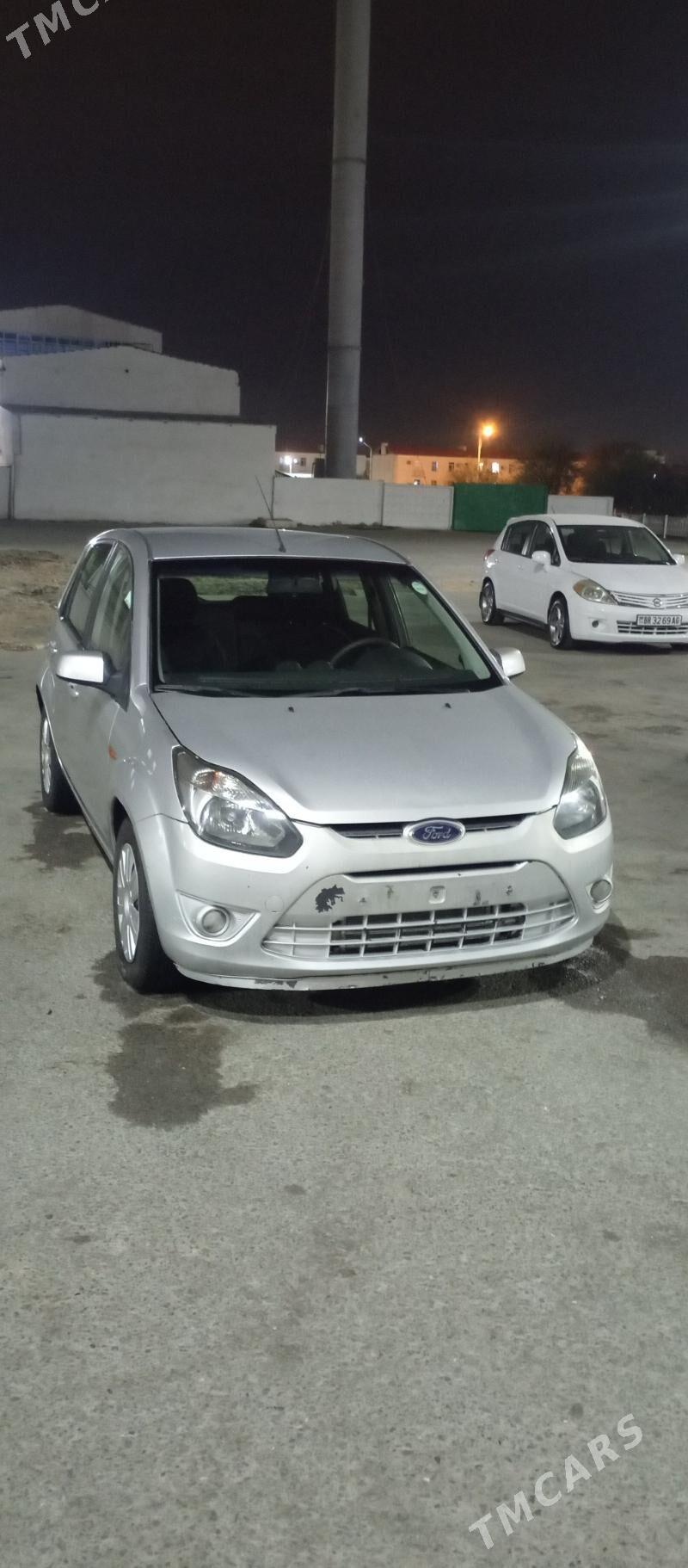 Ford Figo 2012 - 90 000 TMT - Ашхабад - img 4