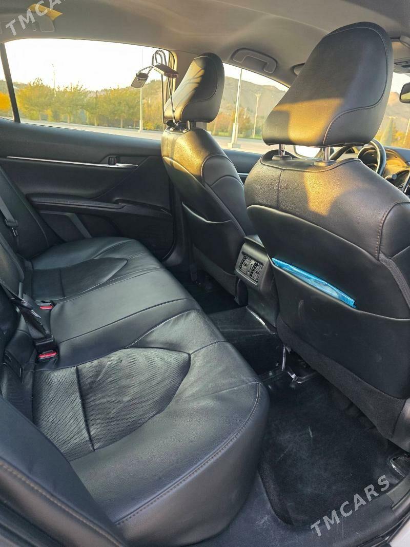 Toyota Camry 2022 - 410 000 TMT - Ашхабад - img 4