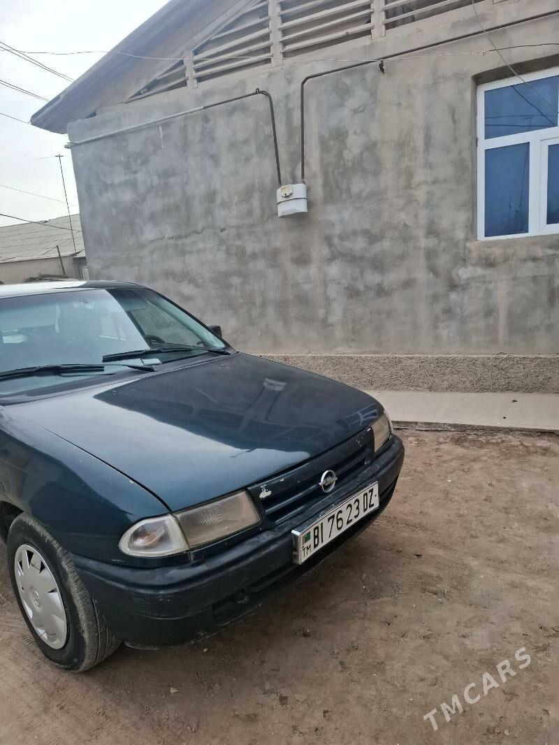 Opel Astra 1993 - 50 000 TMT - Кёнеургенч - img 2