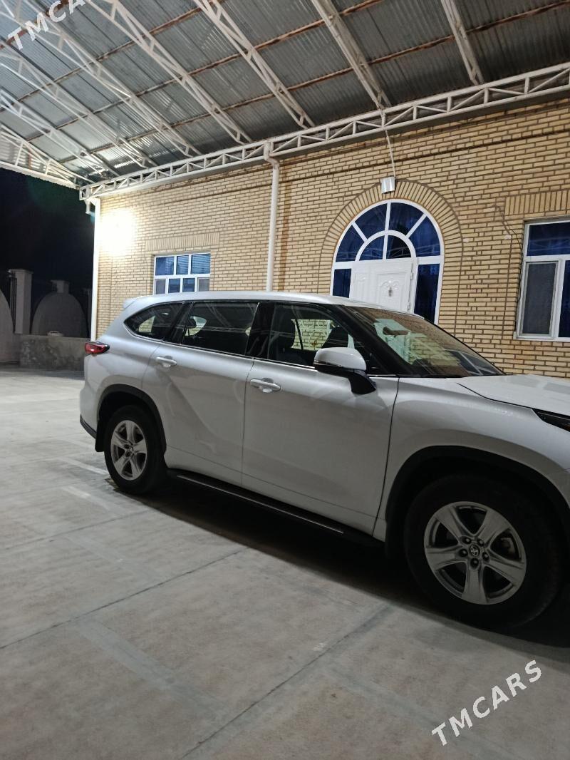 Toyota Highlander 2022 - 500 000 TMT - Mary - img 3
