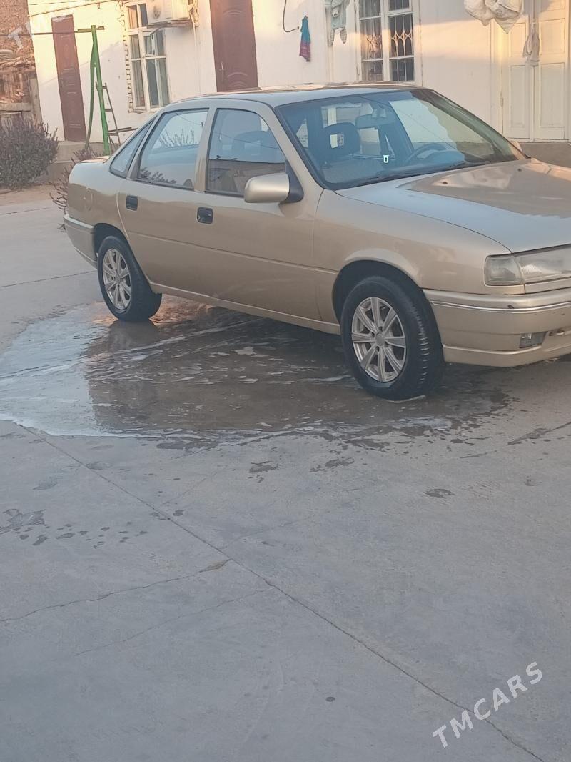 Opel Vectra 1992 - 40 000 TMT - Гёкдже - img 2