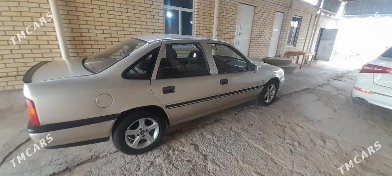 Opel Vectra 1991 - 33 000 TMT - Векильбазар - img 3