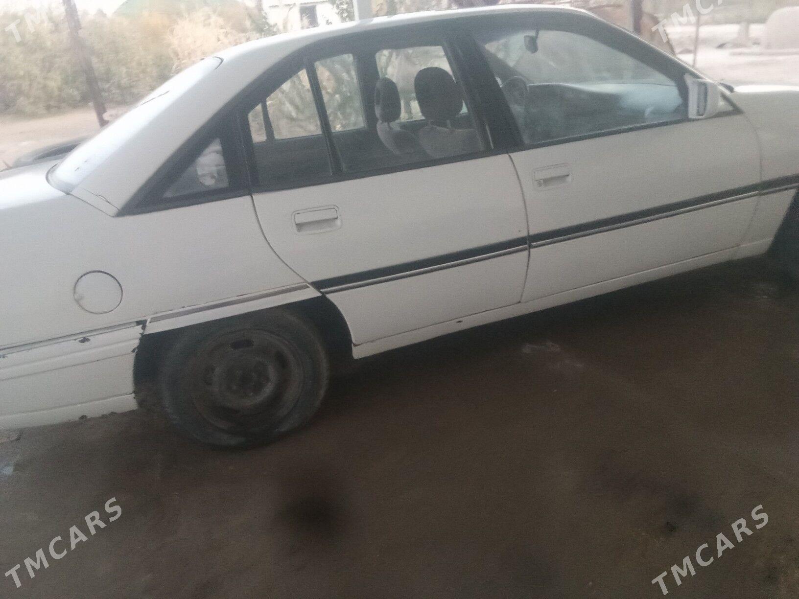 Opel Omega 1990 - 18 000 TMT - Туркменгала - img 2