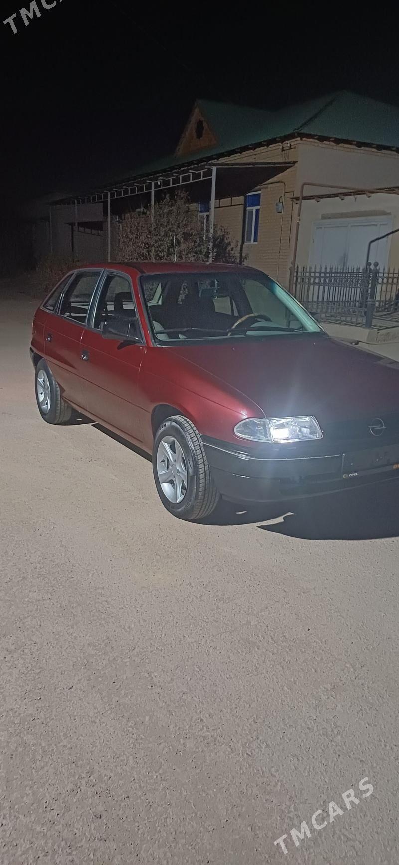 Opel Astra 1994 - 52 000 TMT - Дашогуз - img 3