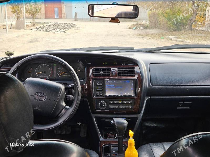 Toyota Avalon 1998 - 185 000 TMT - Daşoguz - img 9