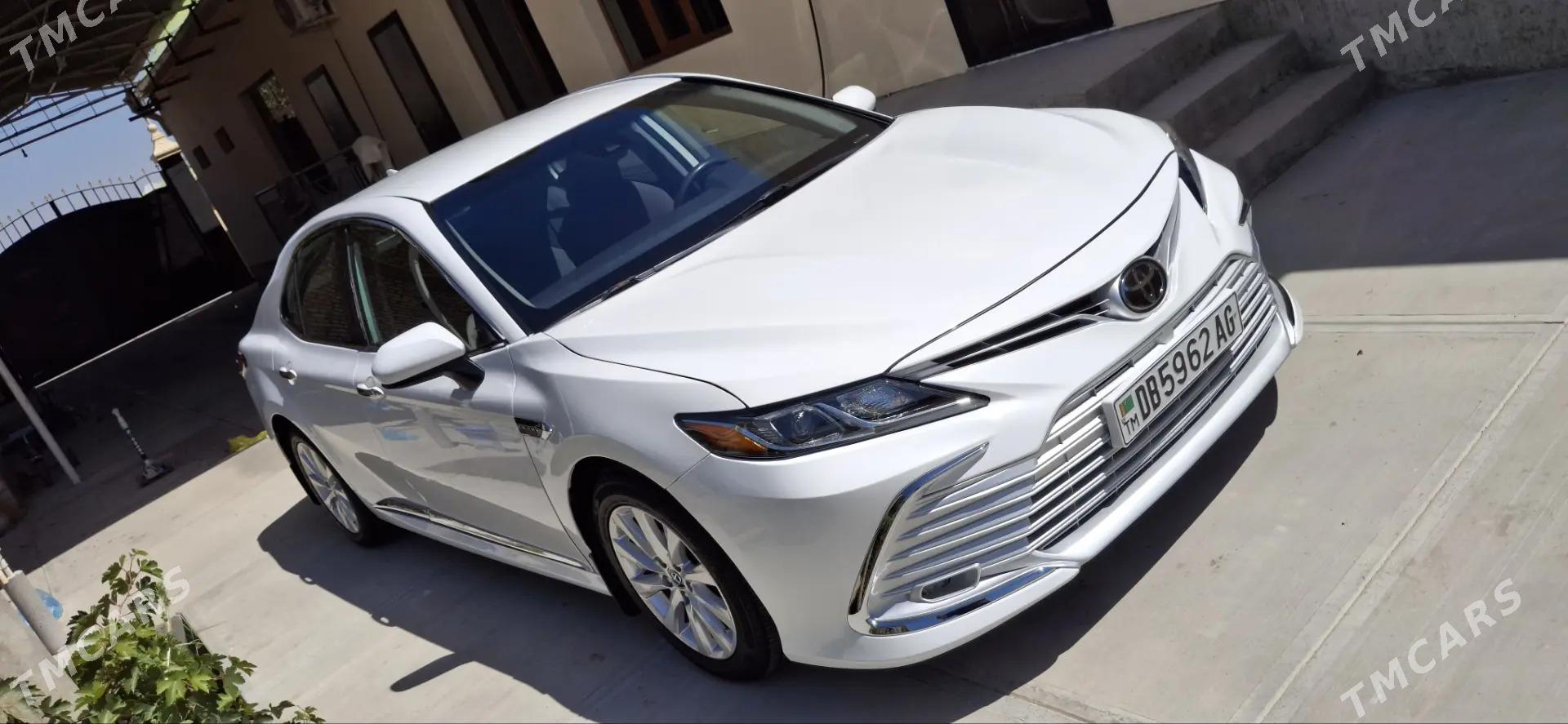 Toyota Camry 2019 - 303 000 TMT - Aşgabat - img 2