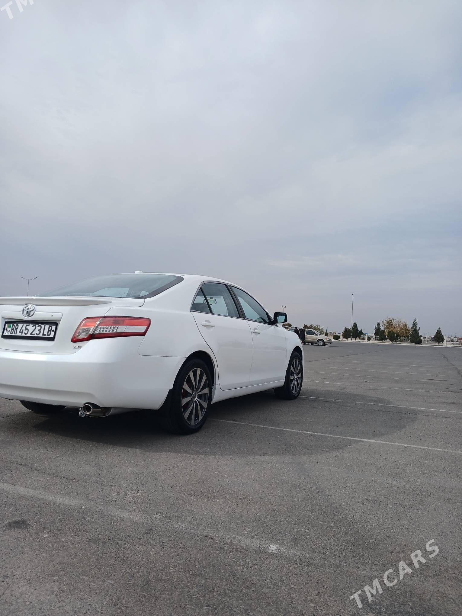 Toyota Camry 2010 - 150 000 TMT - Seýdi - img 4