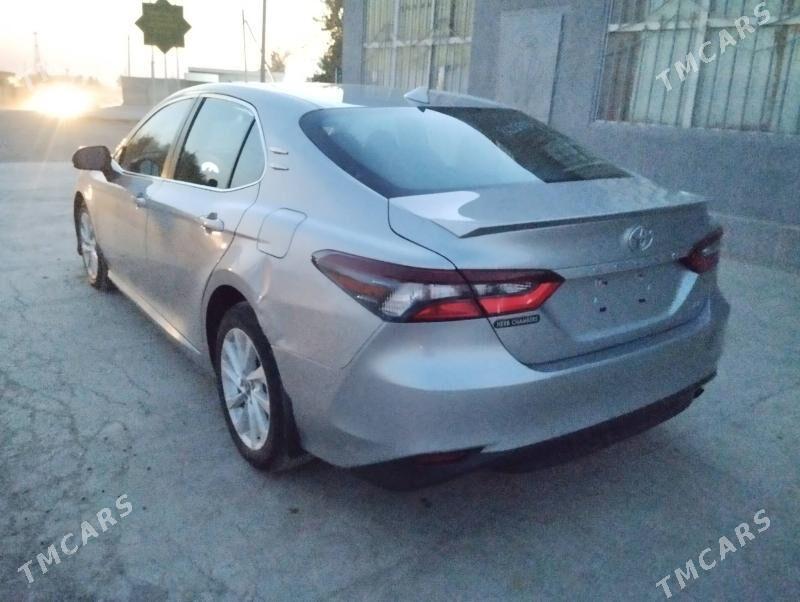 Toyota Camry 2023 - 280 000 TMT - Ýolöten - img 5