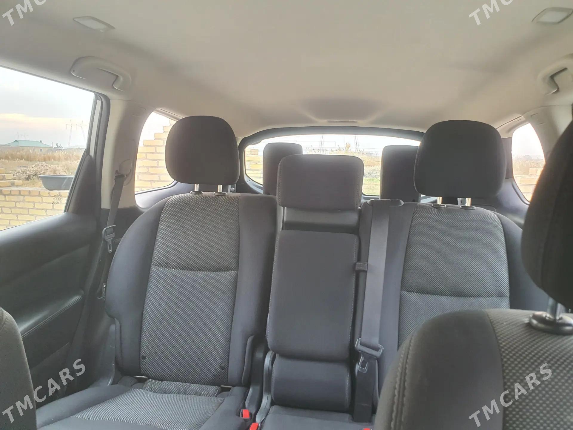 Nissan Pathfinder 2020 - 300 000 TMT - Seýdi - img 3