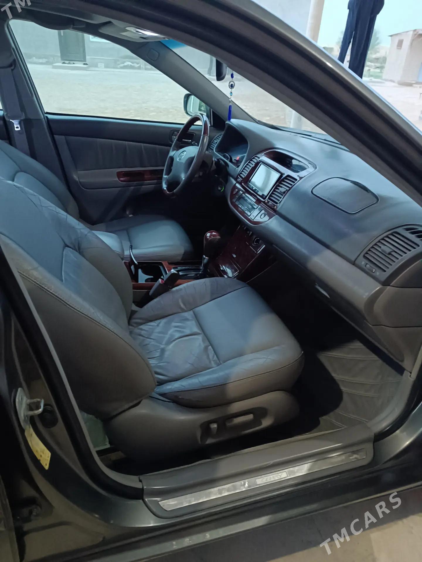 Toyota Camry 2002 - 220 000 TMT - Байрамали - img 5