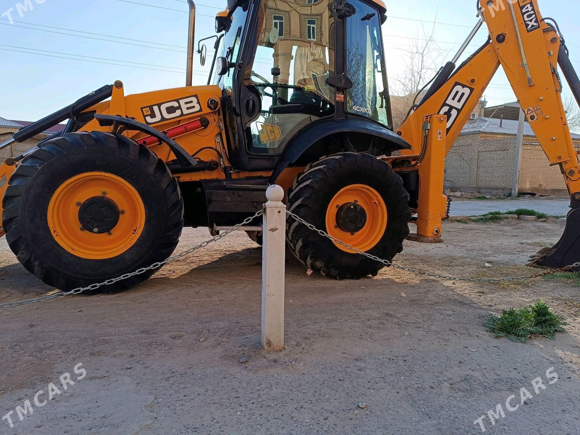 JCB 4CX ECO 2014 - 1 100 000 TMT - Mary - img 3
