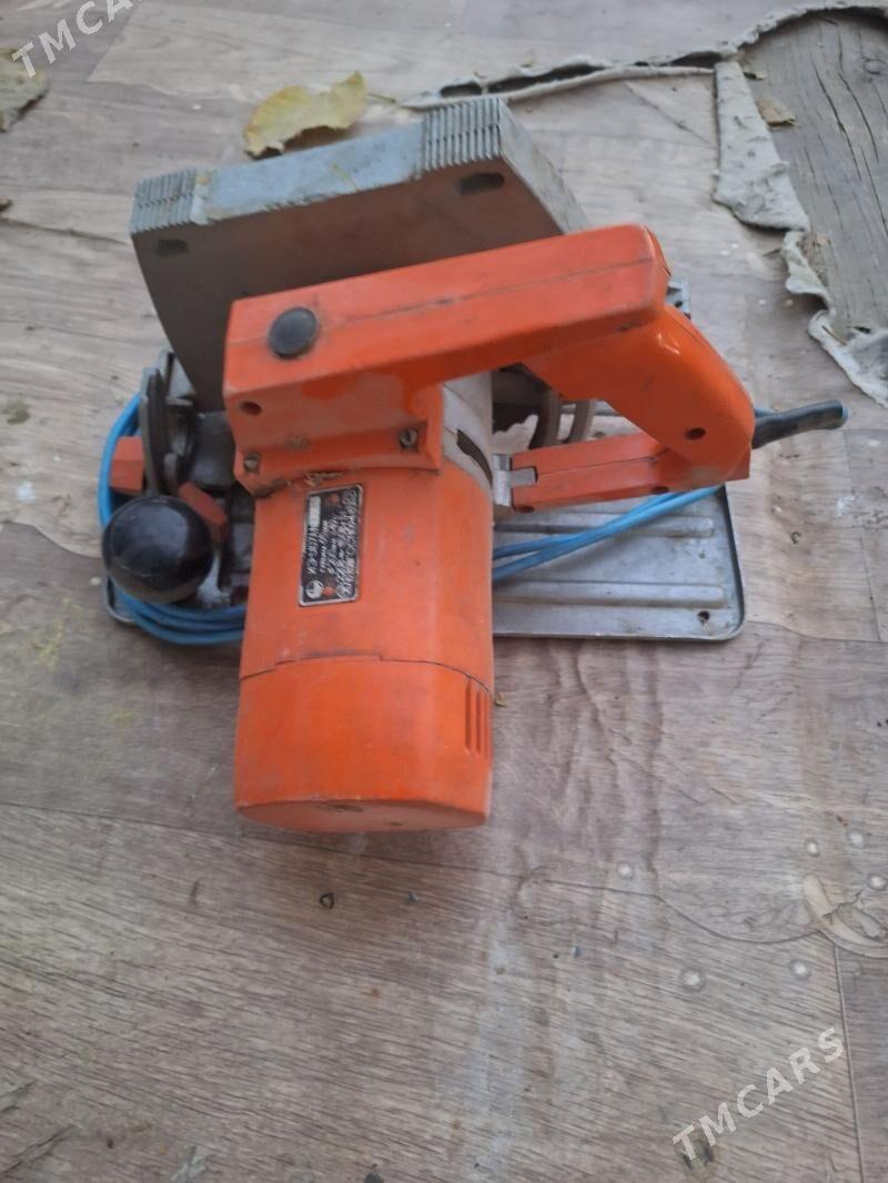 Daira agaç kesýän - Hitrowka - img 2