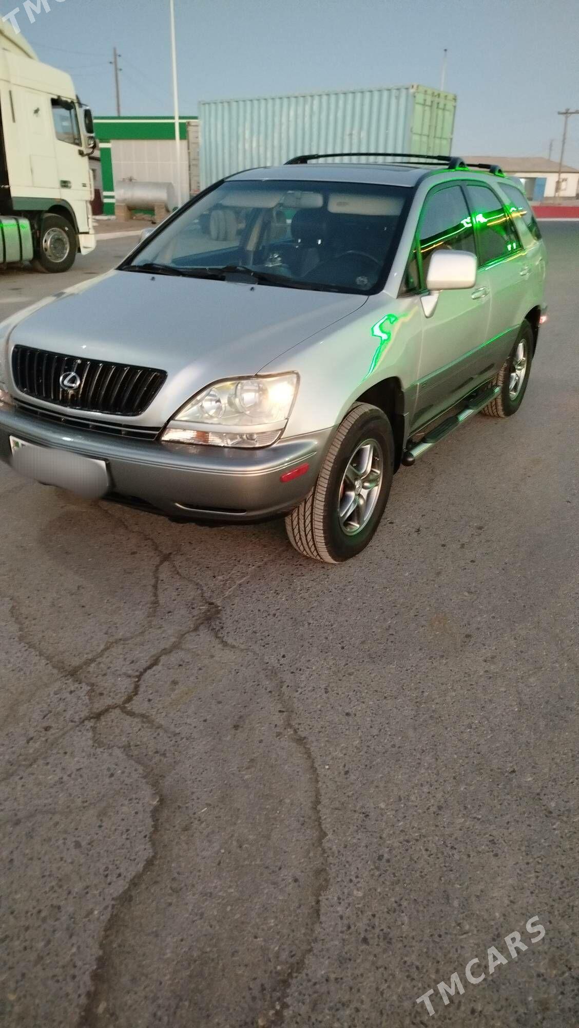 Lexus RX 300 2003 - 220 000 TMT - Керки - img 4