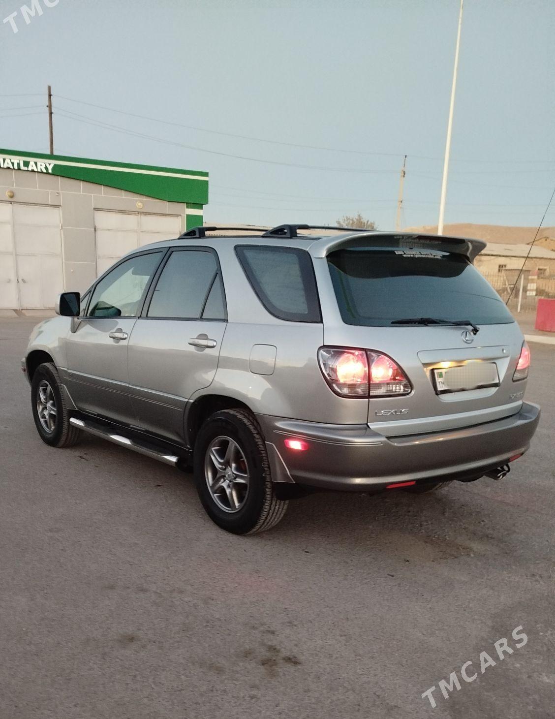 Lexus RX 300 2003 - 220 000 TMT - Керки - img 8