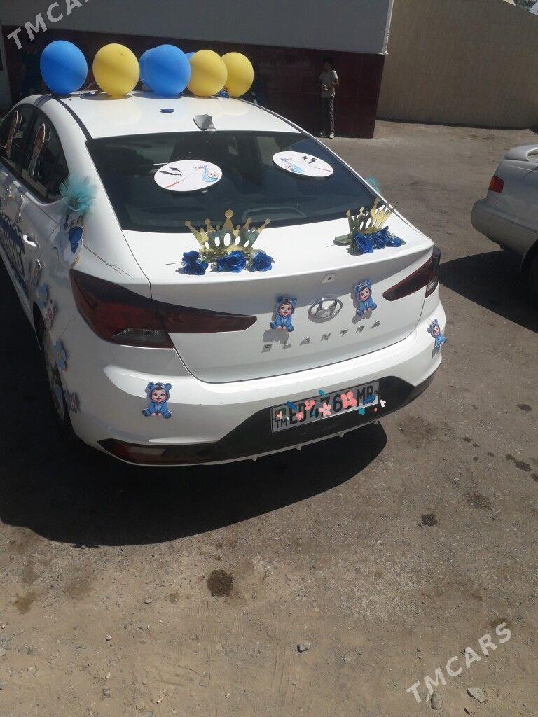 Hyundai Elantra 2020 - 260 000 TMT - Векильбазар - img 2