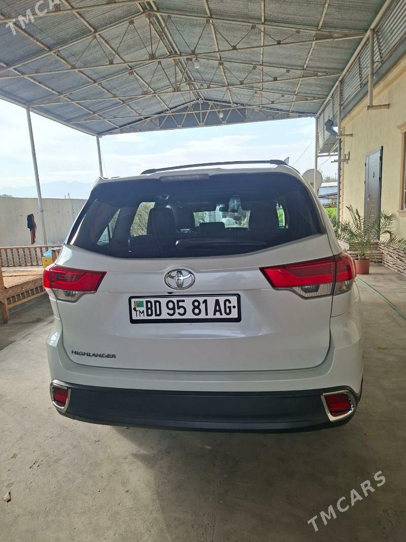 Toyota Highlander 2019 - 380 000 TMT - Ашхабад - img 2