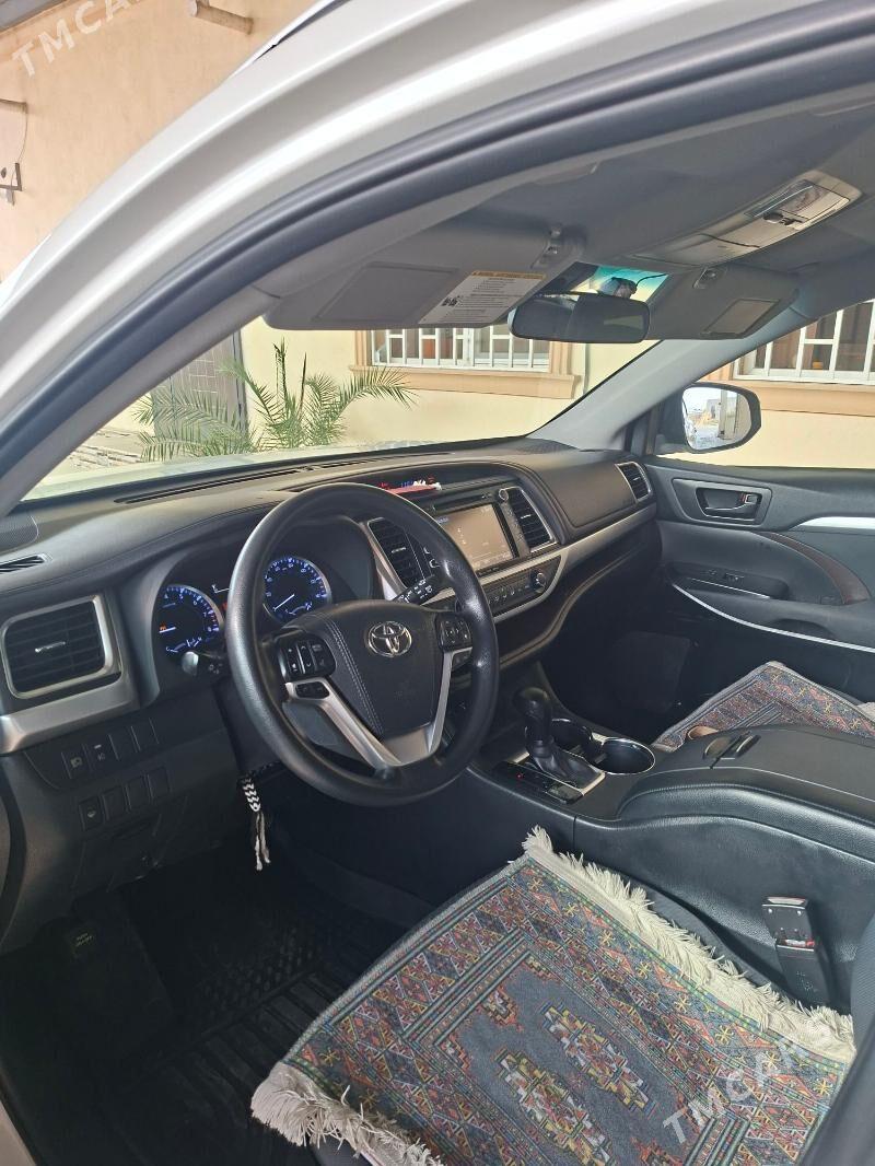 Toyota Highlander 2019 - 380 000 TMT - Ашхабад - img 4