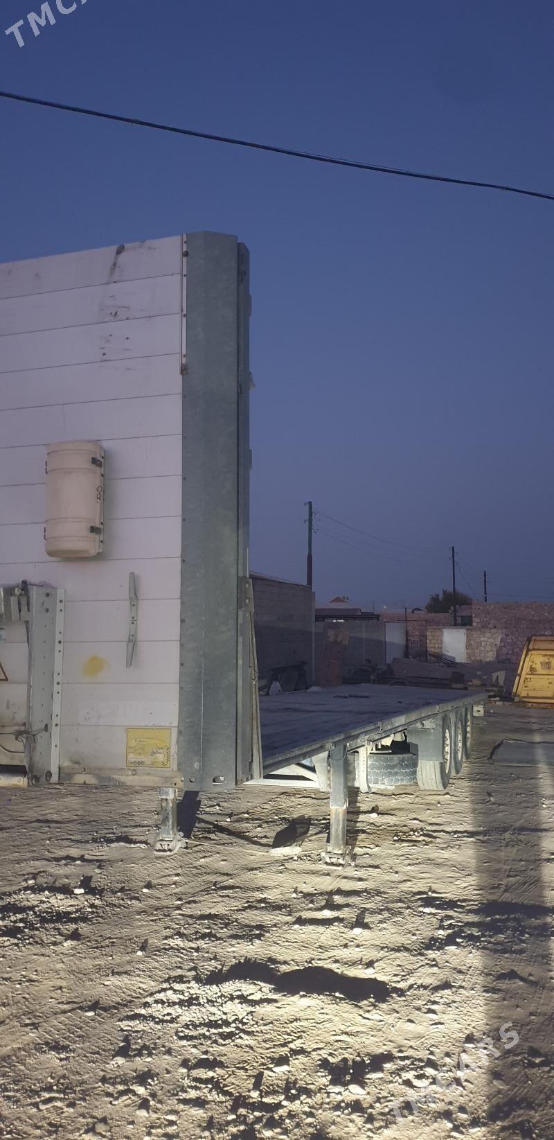 Kogel Euro Trailer 2008 - 195 000 TMT - Jebel - img 3