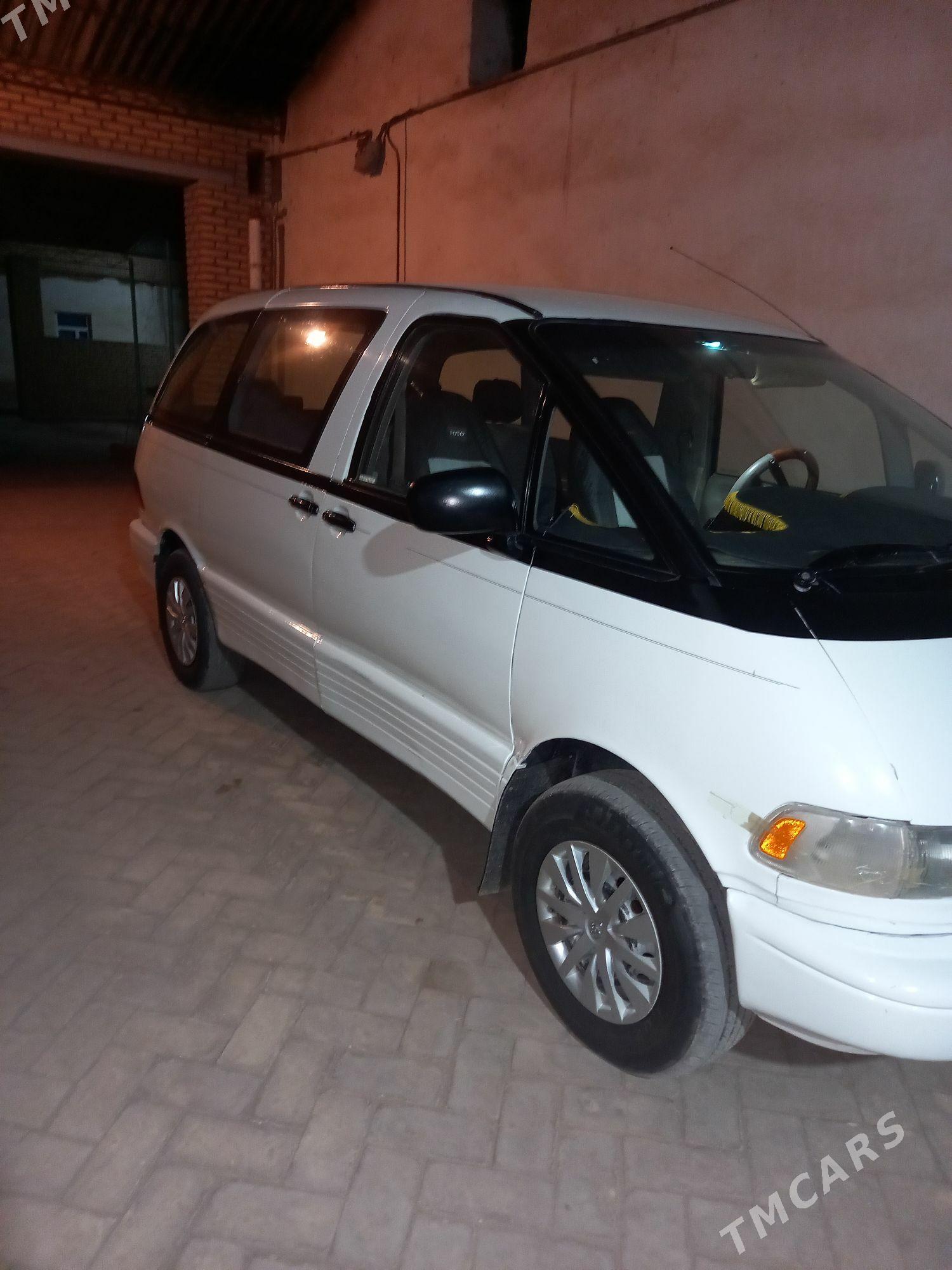 Toyota Previa 1992 - 78 000 TMT - Халач - img 3