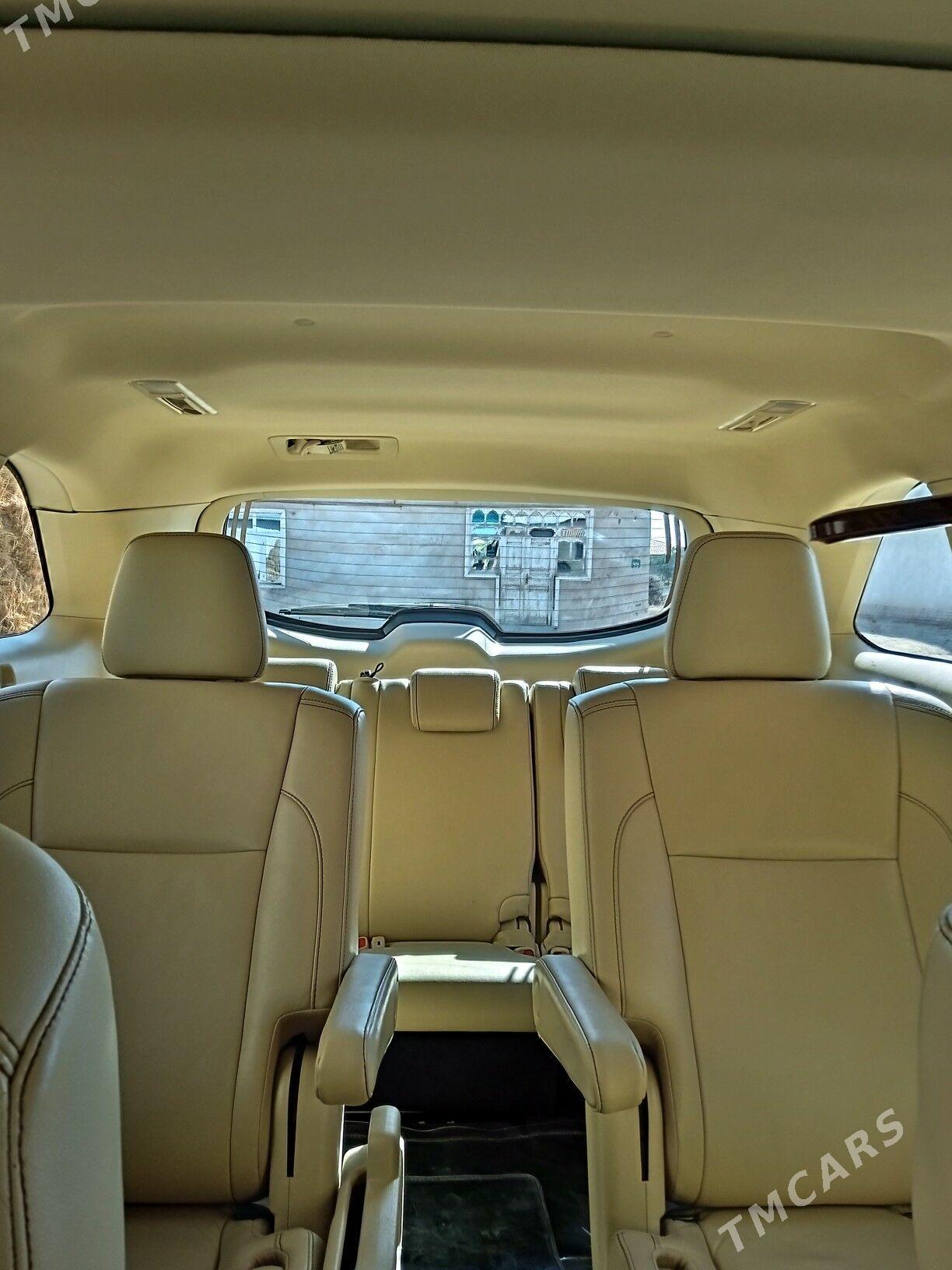 Toyota Highlander 2018 - 495 000 TMT - Гурбансолтан Едже - img 8