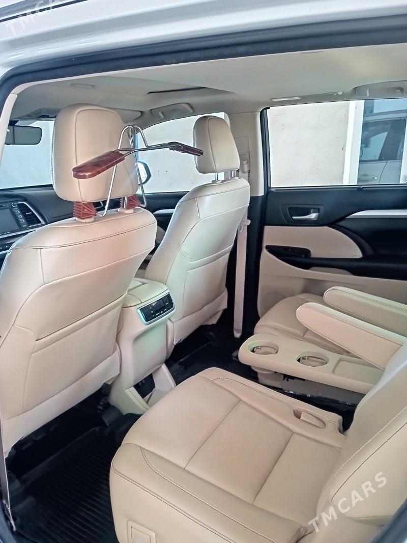 Toyota Highlander 2018 - 495 000 TMT - Гурбансолтан Едже - img 3