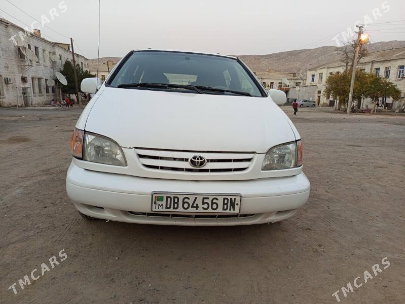 Toyota Sienna 2000 - 150 000 TMT - Türkmenbaşy - img 1
