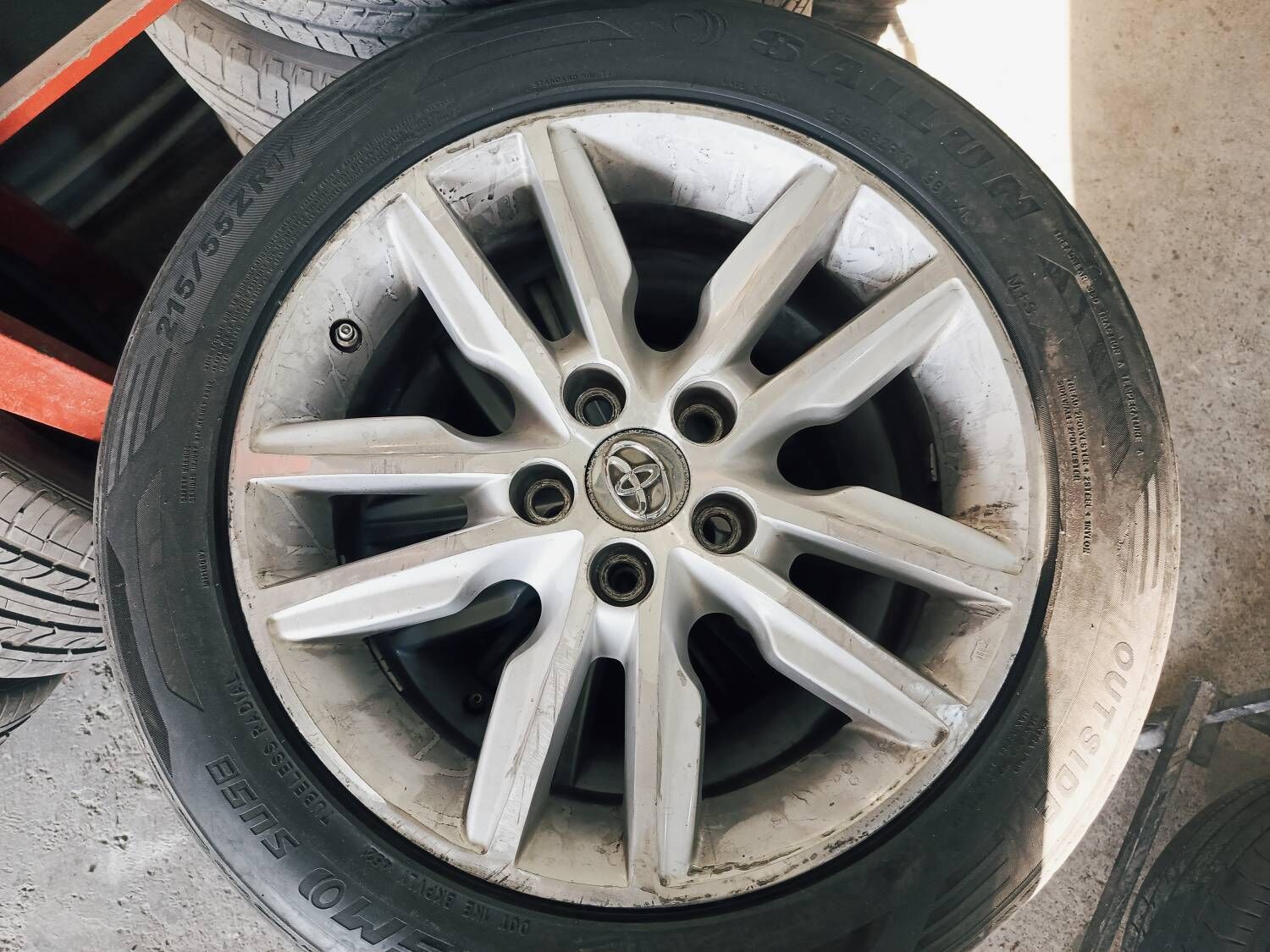 215 55 17 Avalon diska teker 2 000 TMT - Aşgabat - img 2