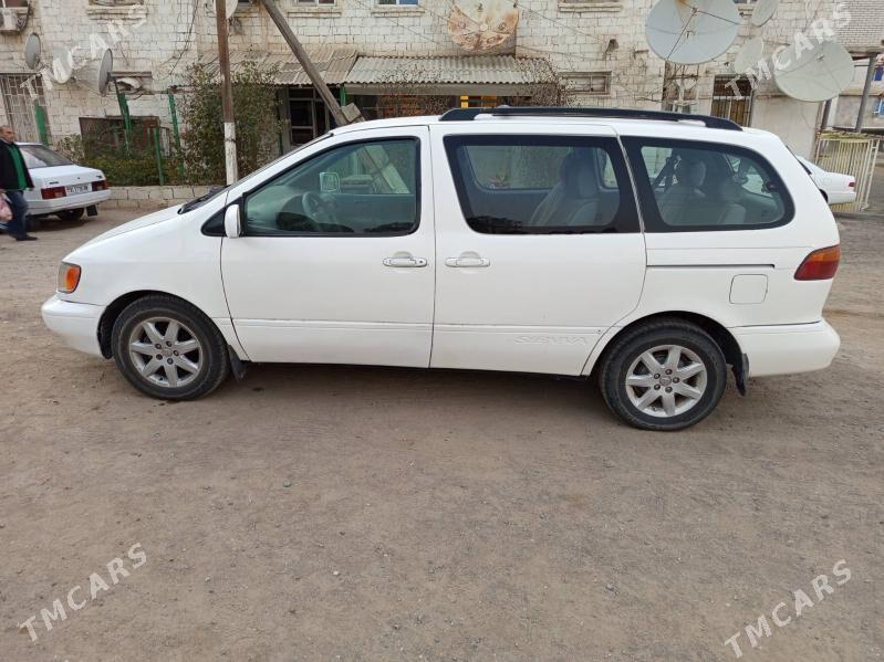 Toyota Sienna 2000 - 150 000 TMT - Türkmenbaşy - img 4