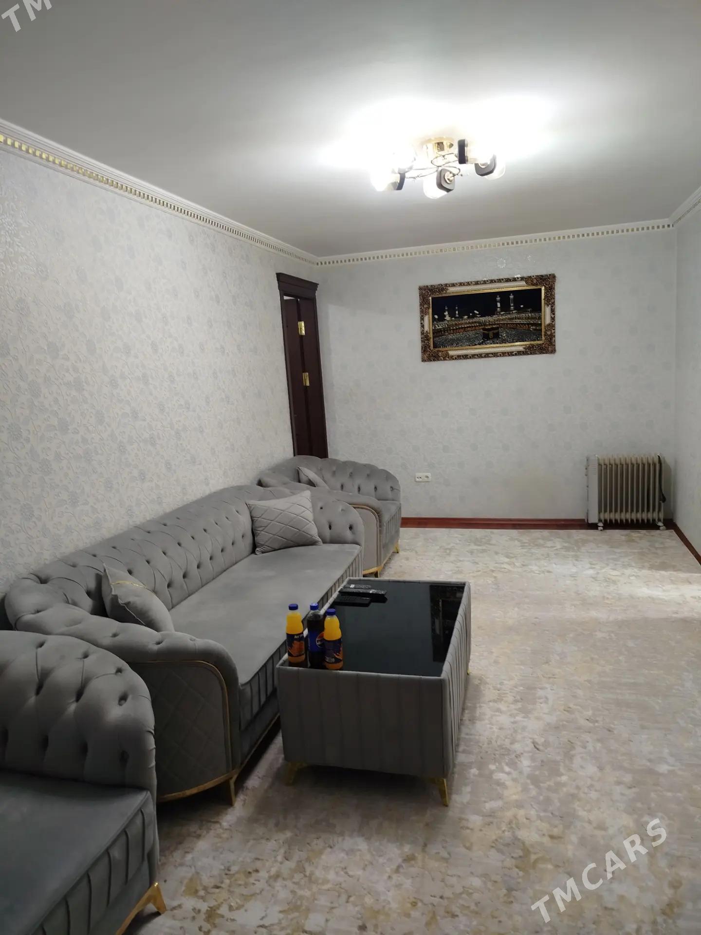 11мкр 2ком 1эт 11mkr 2kom 1et - 11 мкр - img 2