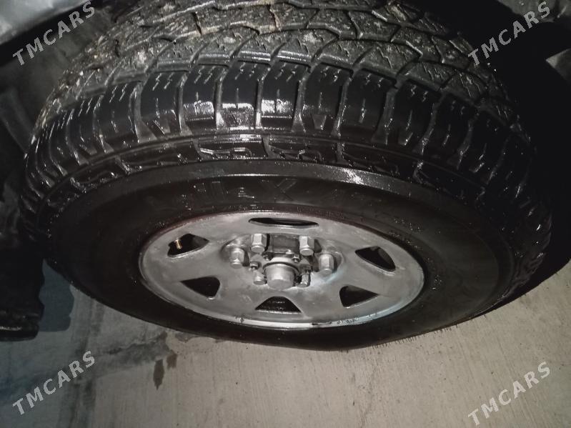 Nissan Pathfinder 1999 - 70 000 TMT - Ak bugdaý etraby - img 8