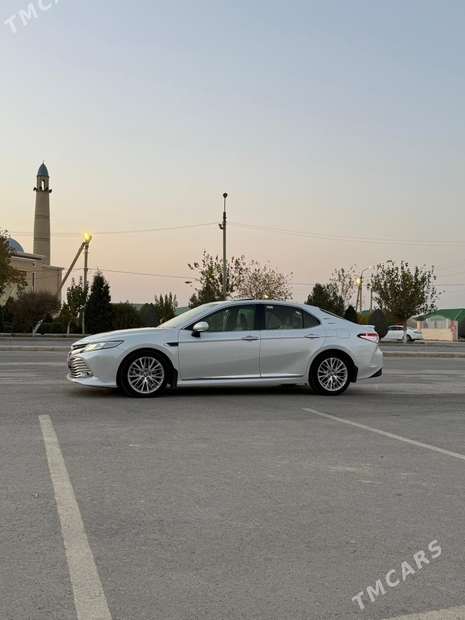 Toyota Camry 2020 - 490 000 TMT - Büzmeýin - img 4