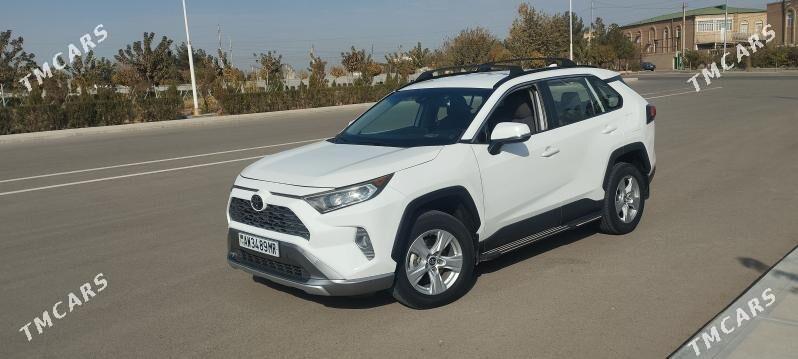 Toyota RAV4 2020 - 400 000 TMT - Мары - img 5