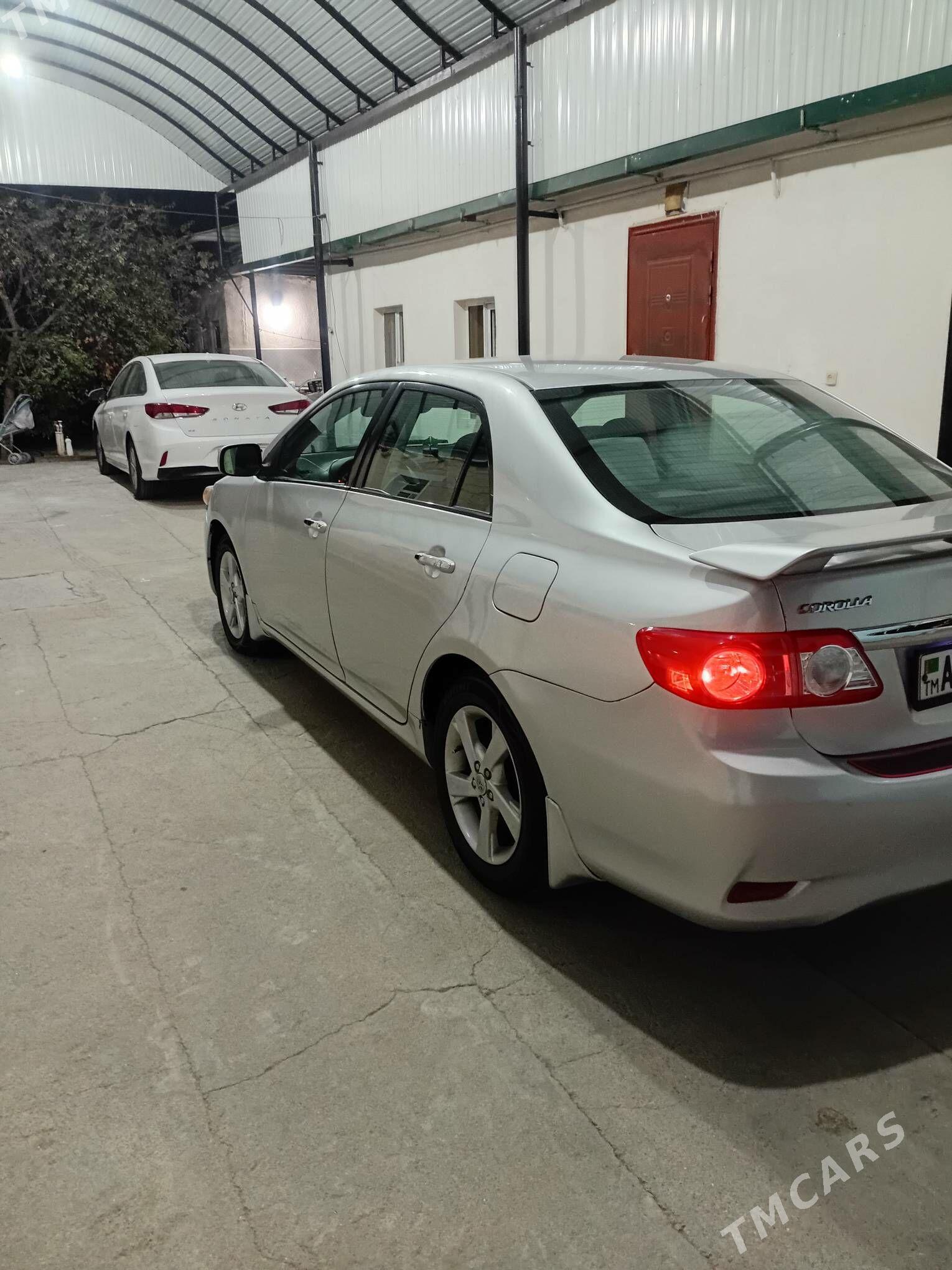 Toyota Corolla 2011 - 179 000 TMT - Ашхабад - img 2